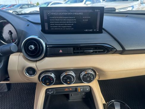Used 2024 MAZDA MX-5 Miata RF Grand Touring w/ Weather Package image 16