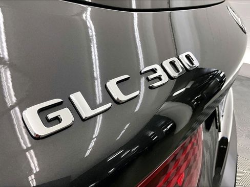 Certified 2022 Mercedes-Benz GLC 300 image 7