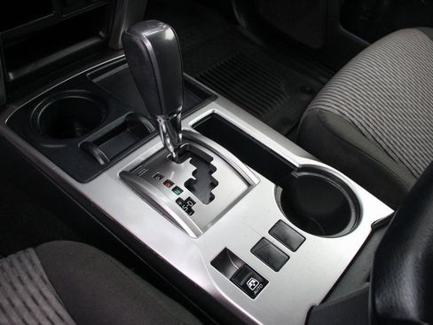 Used 2021 Toyota 4Runner SR5 image 31