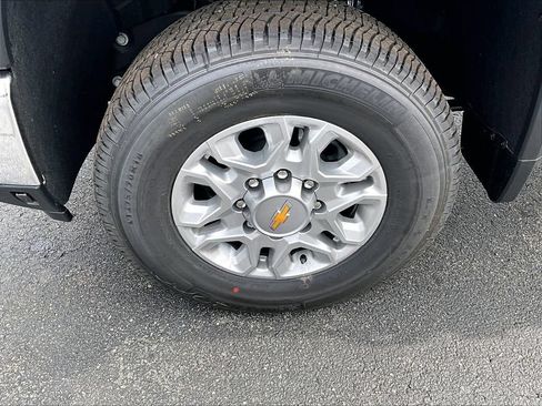 New 2026 Chevrolet Silverado 2500 LTZ w/ LTZ Plus Package AWD/4WD image 8