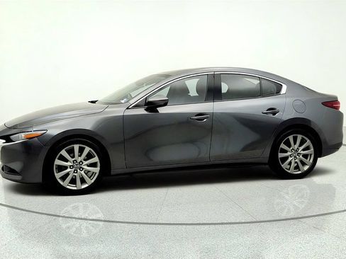 Used 2019 MAZDA MAZDA3 AWD Sedan w/ Premium Package image 8