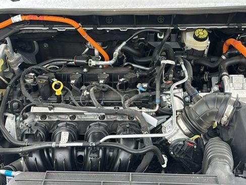 Used 2024 Ford Escape Platinum w/ Premium Technology Package image 33