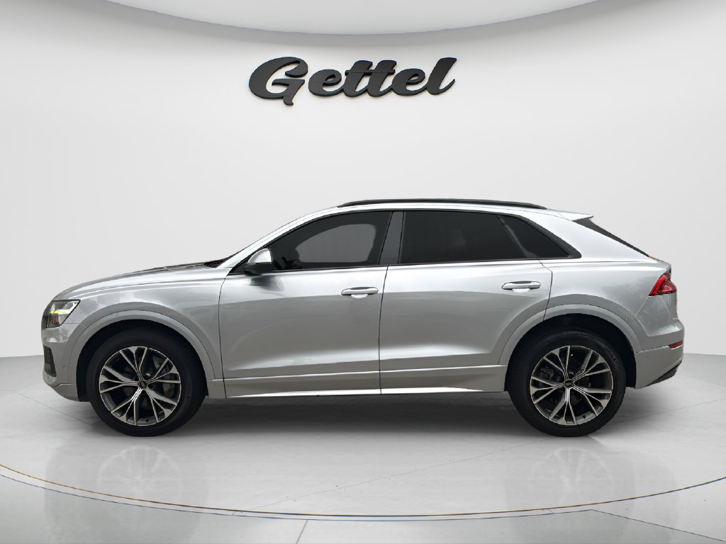 Used 2022 Audi Q8 Premium w/ Convenience Package AWD/4WD image 8