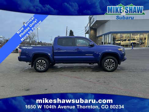 Used 2023 Toyota Tacoma TRD Sport image 11