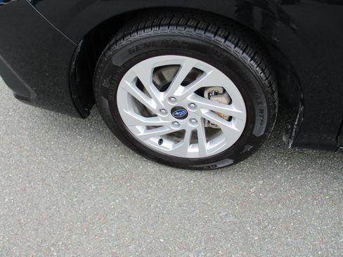 Used 2024 Subaru Impreza 2.0i AWD/4WD image 9