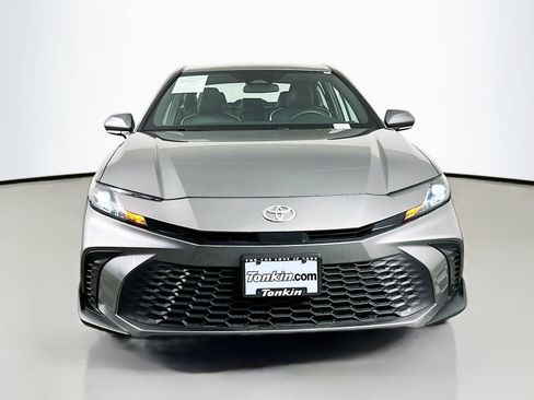 Certified 2025 Toyota Camry SE AWD/4WD image 2