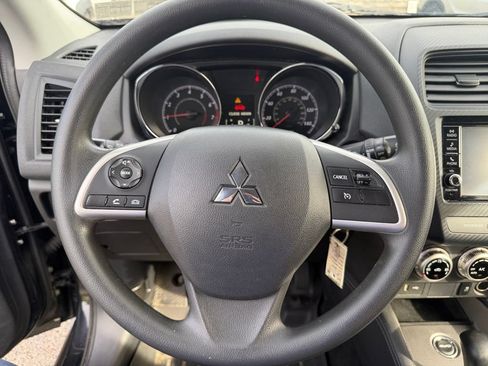 Used 2020 Mitsubishi Outlander Sport ES AWD/4WD image 15