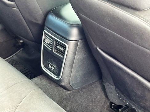 Used 2021 Chrysler 300 Touring w/ Driver Convenience Group image 26