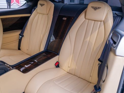 Used 2014 Bentley Continental GT V8 S image 28