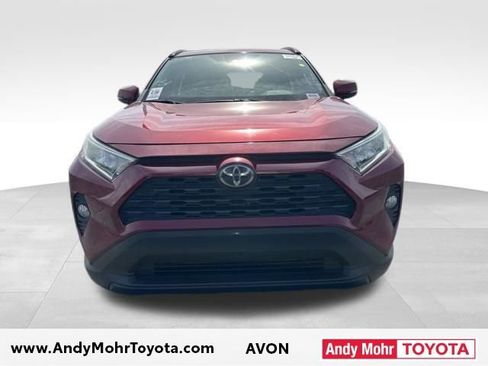 Used 2019 Toyota RAV4 XLE Premium image 3