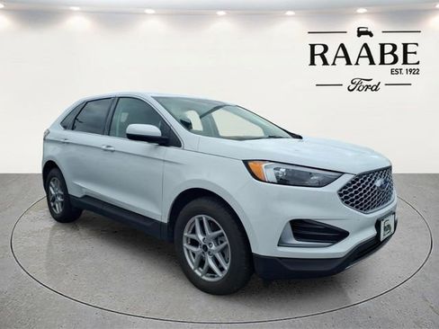 Used 2024 Ford Edge SEL AWD/4WD image 7
