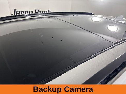 Used 2023 Buick Envision Essence w/ Sport Touring Package image 8