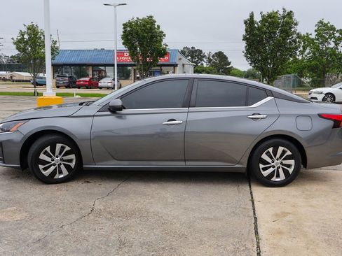Used 2023 Nissan Altima 2.5 S FWD image 24