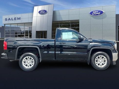 Used 2018 GMC Sierra 1500 SLE w/ SLE Preferred Package AWD/4WD image 2
