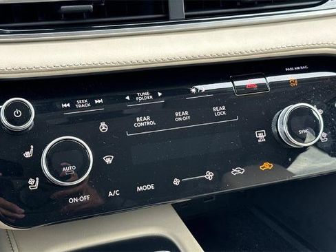 Certified 2024 INFINITI QX60 Luxe image 20