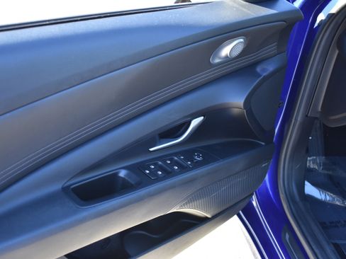 Used 2022 Hyundai Elantra Limited w/ Cargo Package image 26