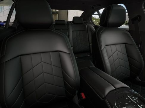 New 2026 BMW i5 eDrive40 image 11