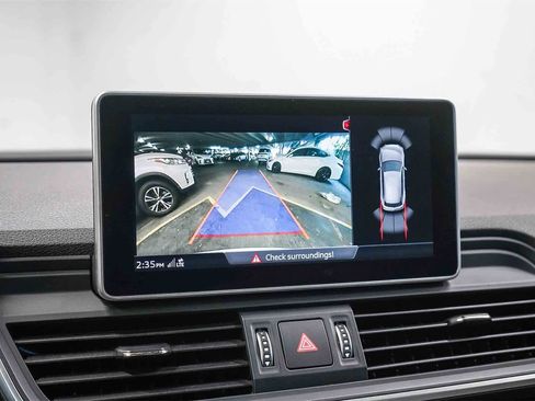 Used 2018 Audi Q5 2.0T Premium Plus w/ Premium Plus Package image 26