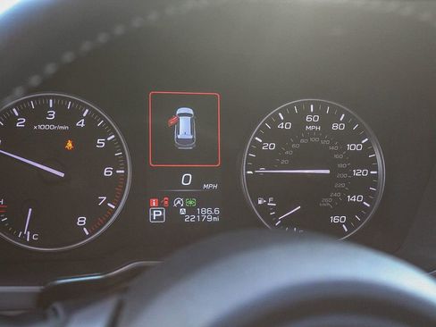 Used 2023 Subaru Outback Limited image 23