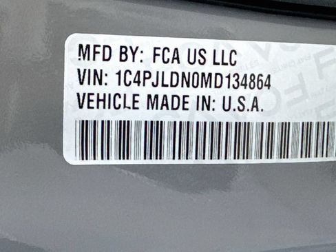 Used 2021 Jeep Cherokee Limited FWD image 39