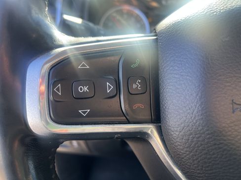 Used 2019 RAM 1500 Laramie image 17