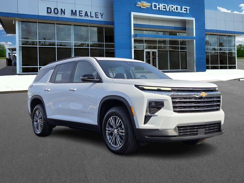 New 2026 Chevrolet Traverse LT w/ Enhanced Driving Package image 1