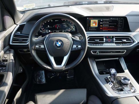 Certified 2022 BMW X5 xDrive45e w/ Executive Package image 7