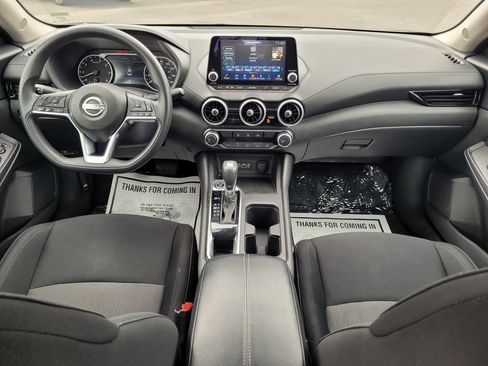 Used 2024 Nissan Sentra SV FWD image 15