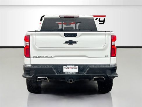 Used 2022 Chevrolet Silverado 1500 LT Trail Boss w/ Convenience Package II image 6