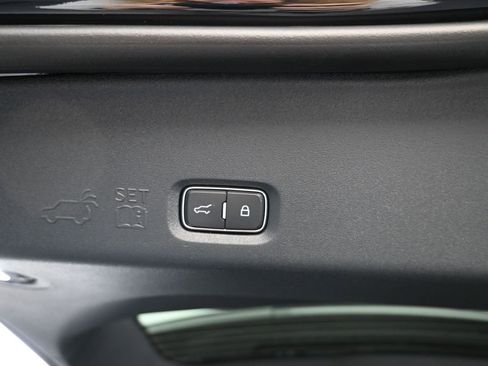 New 2026 Lincoln Navigator L Premier AWD/4WD image 26