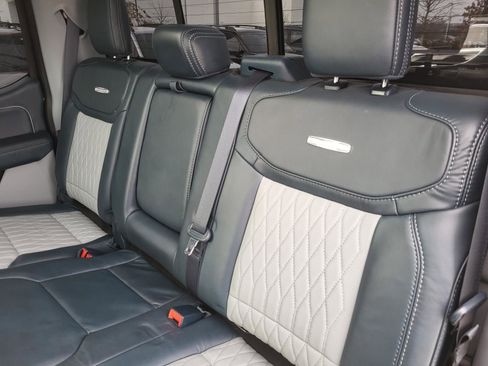 Used 2024 Ford F250 Limited image 14