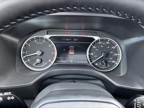 Used 2025 Nissan Rogue SV image 13