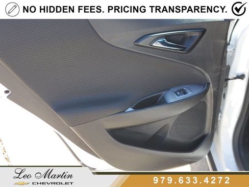 Used 2024 Chevrolet Malibu LT FWD image 11