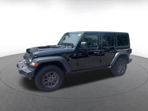Used 2025 Jeep Wrangler Unlimited Sport AWD/4WD image 7
