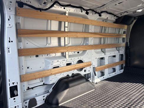 Used 2024 Ford Transit 250 Low Roof w/ Exterior Upgrade Package RWD image 26