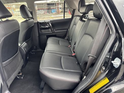 Used 2021 Toyota 4Runner TRD Off-Road Premium image 20