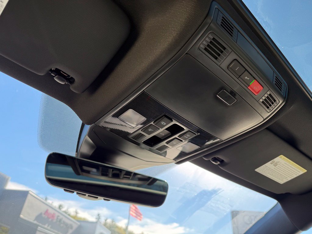 New 2026 Volkswagen Jetta GLI Autobahn FWD image 37