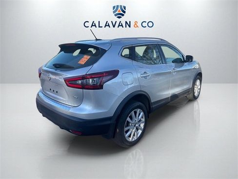 Used 2022 Nissan Rogue Sport SV image 7