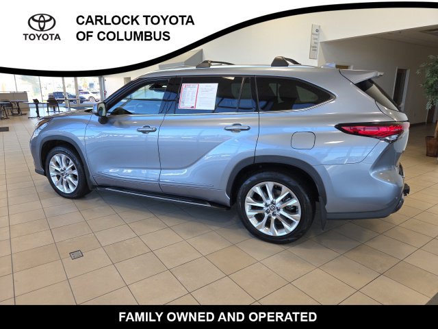 Used 2021 Toyota Highlander Limited AWD/4WD image 10