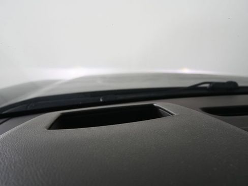 Used 2016 GMC Yukon XL Denali w/ Enhanced Security Package image 21