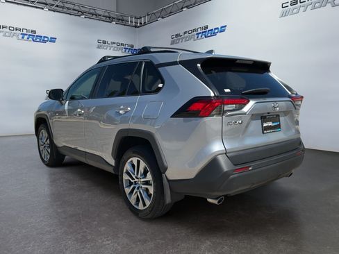 Used 2024 Toyota RAV4 XLE Premium FWD image 7