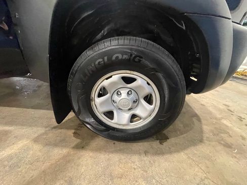 Used 2010 Toyota Tacoma 4x4 Access Cab V6 image 18