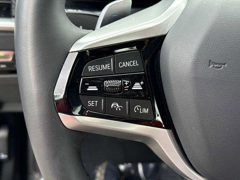 Used 2025 BMW 330i Sedan image 43