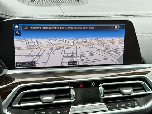 Used 2019 BMW X5 xDrive40i w/ Luxury Seating Package AWD/4WD image 24