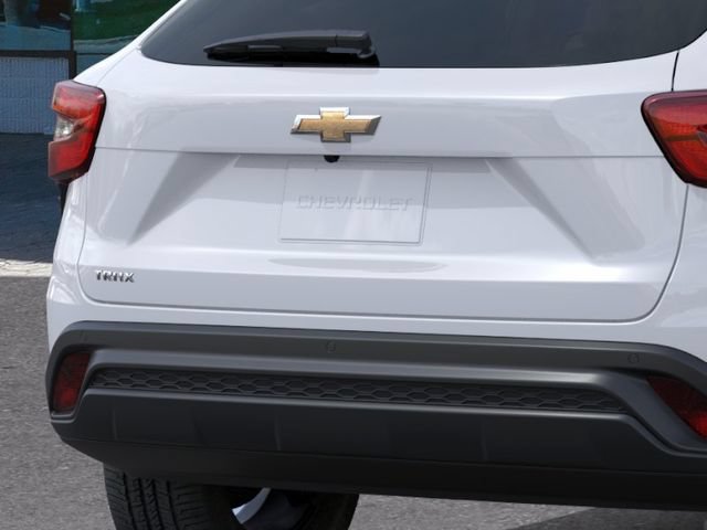 New 2026 Chevrolet Trax LS w/ LS Convenience Package FWD image 14