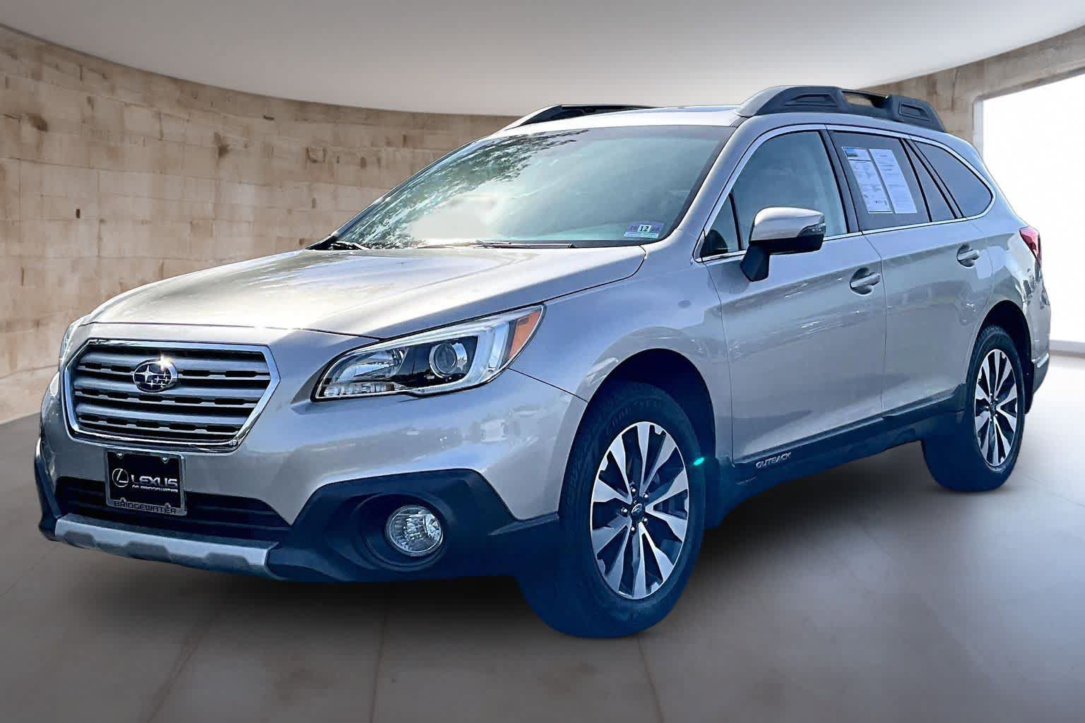 Used 2016 Subaru Outback 2.5i Limited AWD/4WD image 3