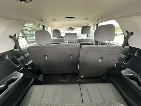 Used 2022 Hyundai Palisade SE w/ Cargo Package FWD image 25