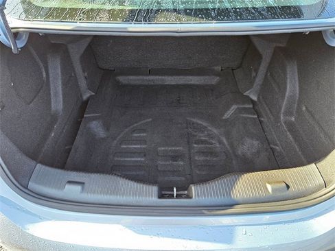 Used 2018 Chevrolet Cruze LS image 10