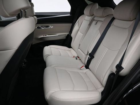 Used 2024 Genesis Electrified GV70 AWD/4WD image 29