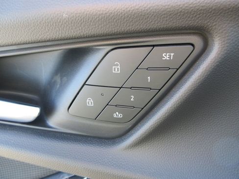 New 2026 Chevrolet Equinox RS w/ Convenience Package III image 23